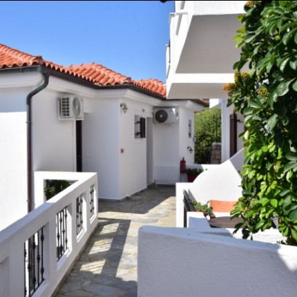 Yalis Hotel (7)-min (Small)